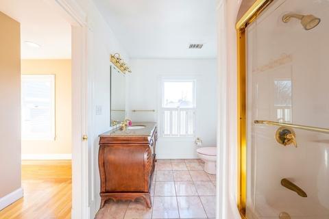 1049 Washington St, Canton, MA 02021 photo 34