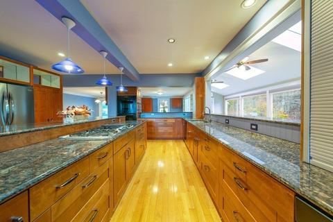 1049 Washington St, Canton, MA 02021 photo 15