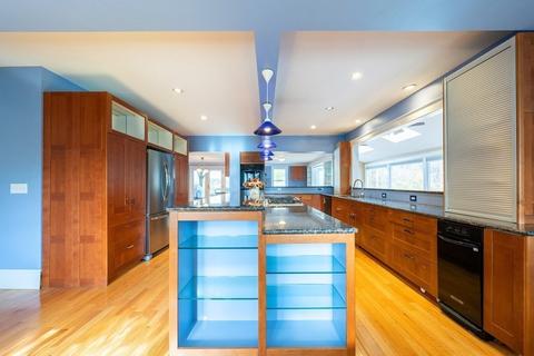 1049 Washington St, Canton, MA 02021 photo 14
