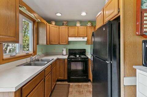 24 Putnam St, Springfield, MA 01109 photo 16