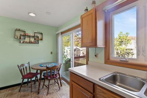 24 Putnam St, Springfield, MA 01109 photo 17