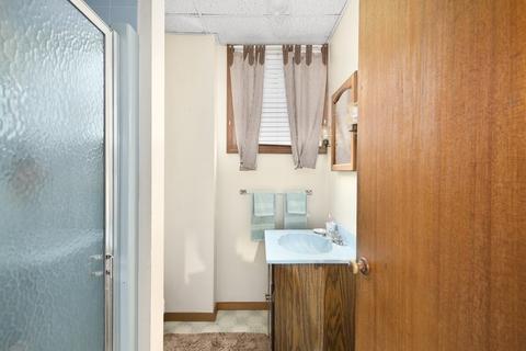 164 George St, Fall River, MA 02720 photo 31