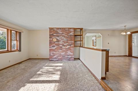 220 James Cir, Mashpee, MA 02649 photo 9
