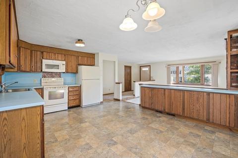 220 James Cir, Mashpee, MA 02649 photo 16
