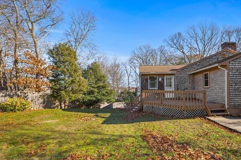 220 James Cir, Mashpee, MA 02649 photo 5
