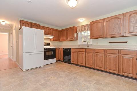 235 Simons Narrows Rd, Mashpee, MA 02649 photo 4