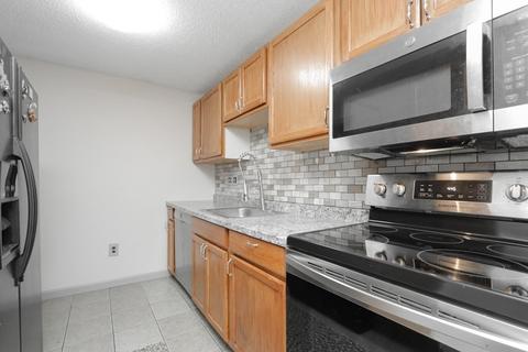 75 Rowland St, Springfield, MA 01107 photo 23