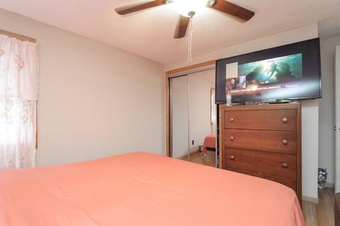 75 Rowland St, Springfield, MA 01107 photo 9