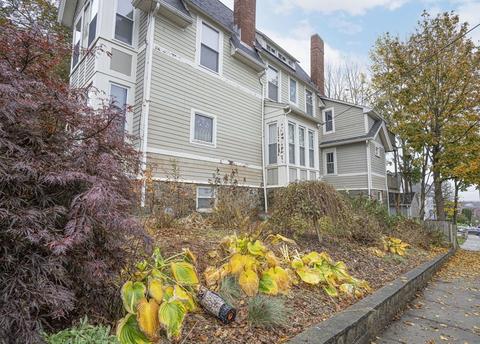 222 Belmont St, Fall River, MA 02720 photo 9