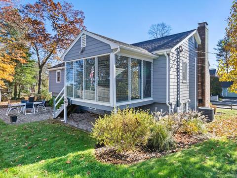 47 Robbins Rd, Walpole, MA 02081 photo 34