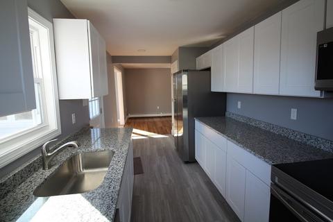 6 Aberdeen St, Fall River, MA 02721 photo 2