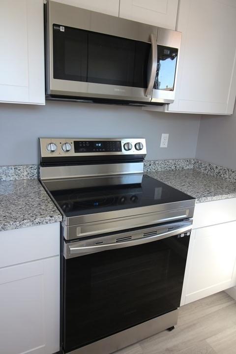 6 Aberdeen St, Fall River, MA 02721 photo 4