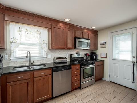 46 Nancy Ave, Dracut, MA 01826 photo 20