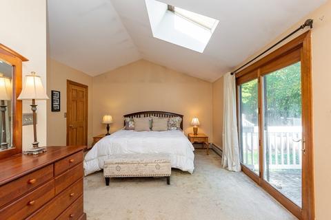 377 Maple, Danvers, MA 01923 photo 27