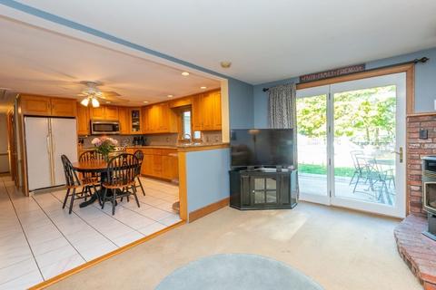 377 Maple, Danvers, MA 01923 photo 24