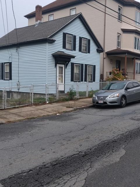 90 Tremont St, Fall River, MA 02720 photo 3