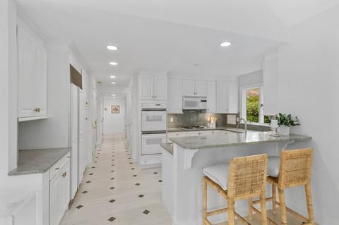 105 Willowbend Dr, Mashpee, MA 02649 photo 12