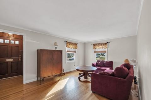 56 Mandalay Rd, Springfield, MA 01118 photo 5