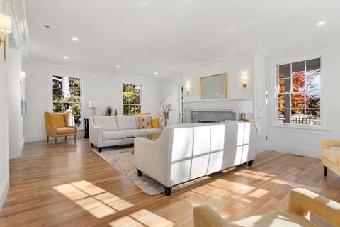 102 Dean Rd, Brookline, MA 02445 photo 6