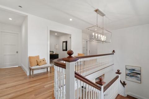 102 Dean Rd, Brookline, MA 02445 photo 16