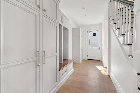 102 Dean Rd, Brookline, MA 02445 photo 15