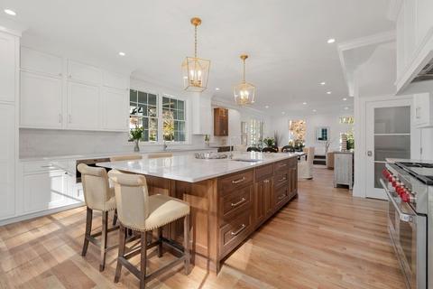 102 Dean Rd, Brookline, MA 02445 photo 10