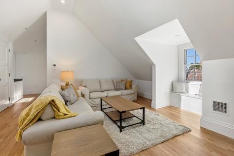 102 Dean Rd, Brookline, MA 02445 photo 27