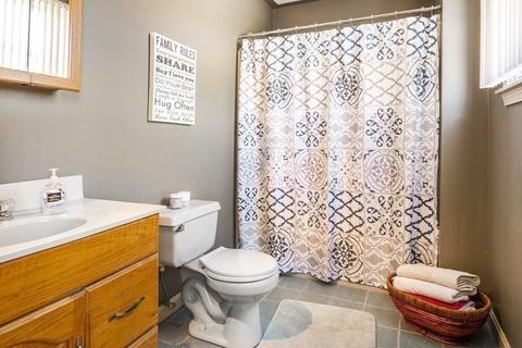 21 Tucker St, Fall River, MA 02724 photo 22