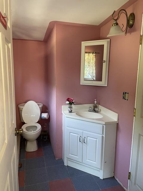 21 Tucker St, Fall River, MA 02724 photo 40