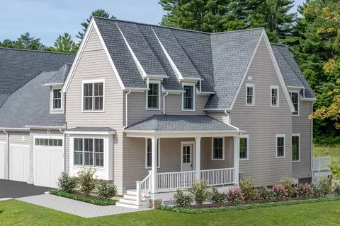 43 Wolcott Woods Ln #43, Milton, MA 02186