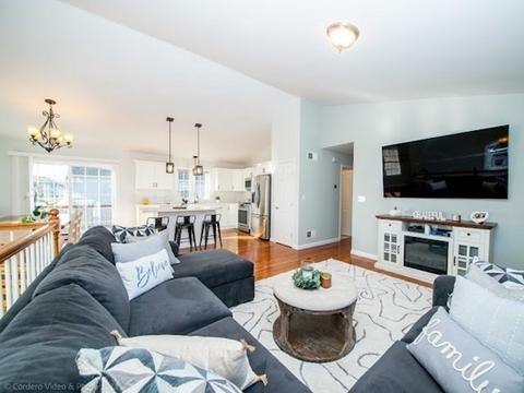 45 Frederick St, Fall River, MA 02721 photo 3