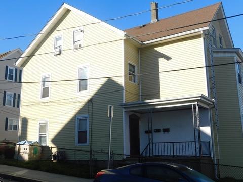 537 William St, Fall River, MA 02721 photo 2