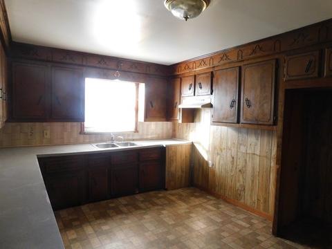 537 William St, Fall River, MA 02721 photo 3