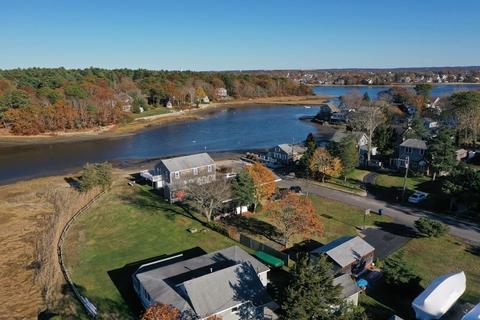 11 Northport Dr, Wareham, MA 02571 photo 3
