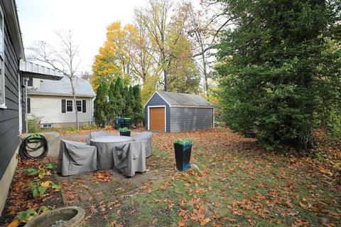 322 Warren St, Needham, MA 02492 photo 4