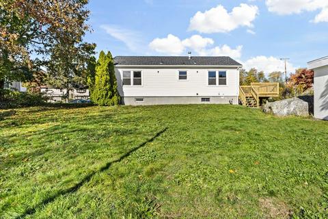 291 Henry St, Fall River, MA 02721 photo 5