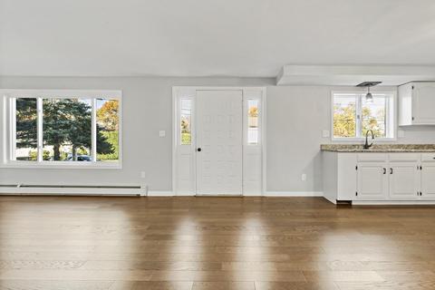 291 Henry St, Fall River, MA 02721 photo 17