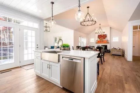 9 Tudor Ter, Mashpee, MA 02649 photo 14