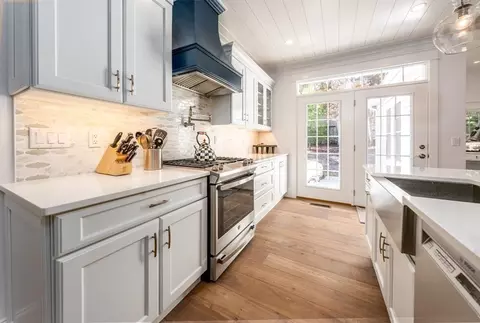 9 Tudor Ter, Mashpee, MA 02649 photo 13