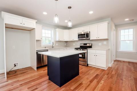 680 Bay St, Fall River, MA 02724 photo 4