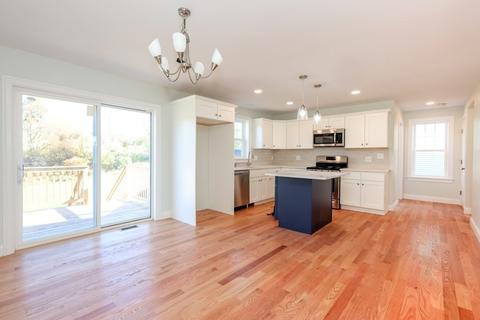 680 Bay St, Fall River, MA 02724 photo 5
