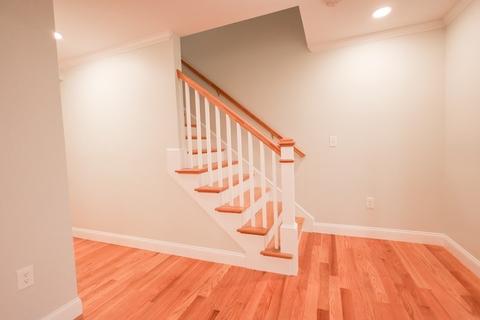 680 Bay St, Fall River, MA 02724 photo 8