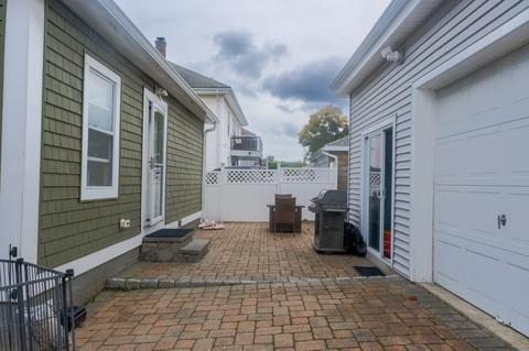 54 Freeman Ave, Everett, MA 02149 photo 17