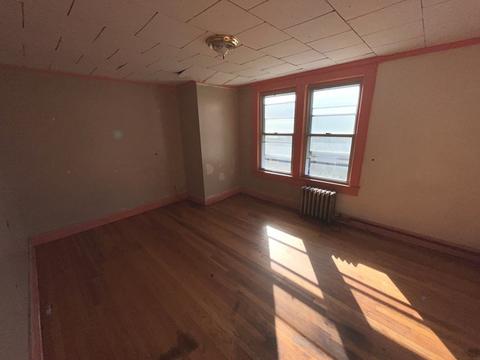 85 Covington St, Springfield, MA 01119 photo 22