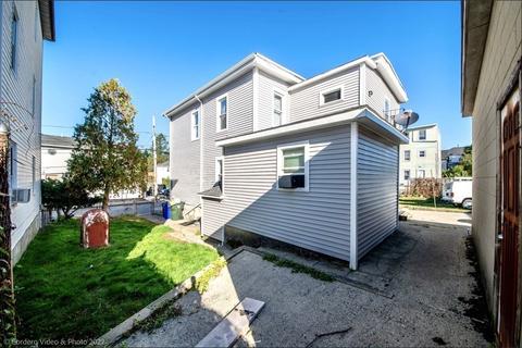 240 Quequechan, Fall River, MA 02723 photo 23
