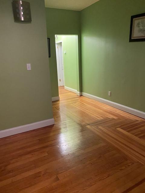 18 Salisbury St, Fall River, MA 02723 photo 4