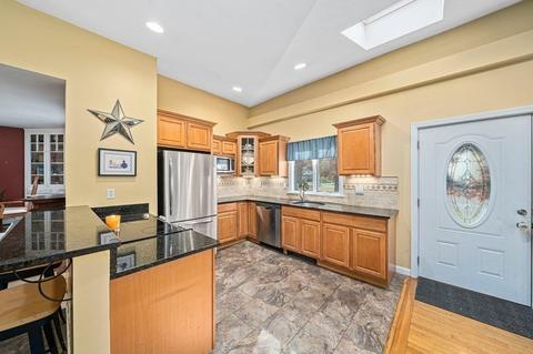 55 Spring St, Hanover, MA 02339 photo 7
