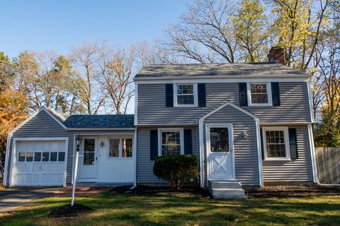 107 Donbray Rd, Springfield, MA 01119 photo 2