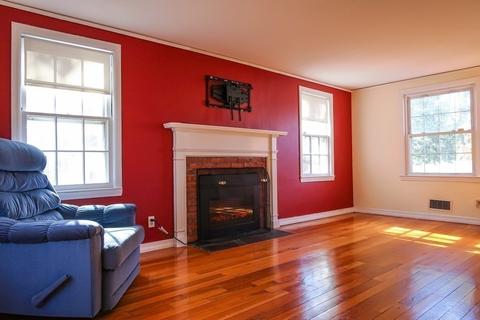 107 Donbray Rd, Springfield, MA 01119 photo 13