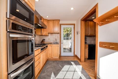 87 Adams St, Dedham, MA 02026 photo 4